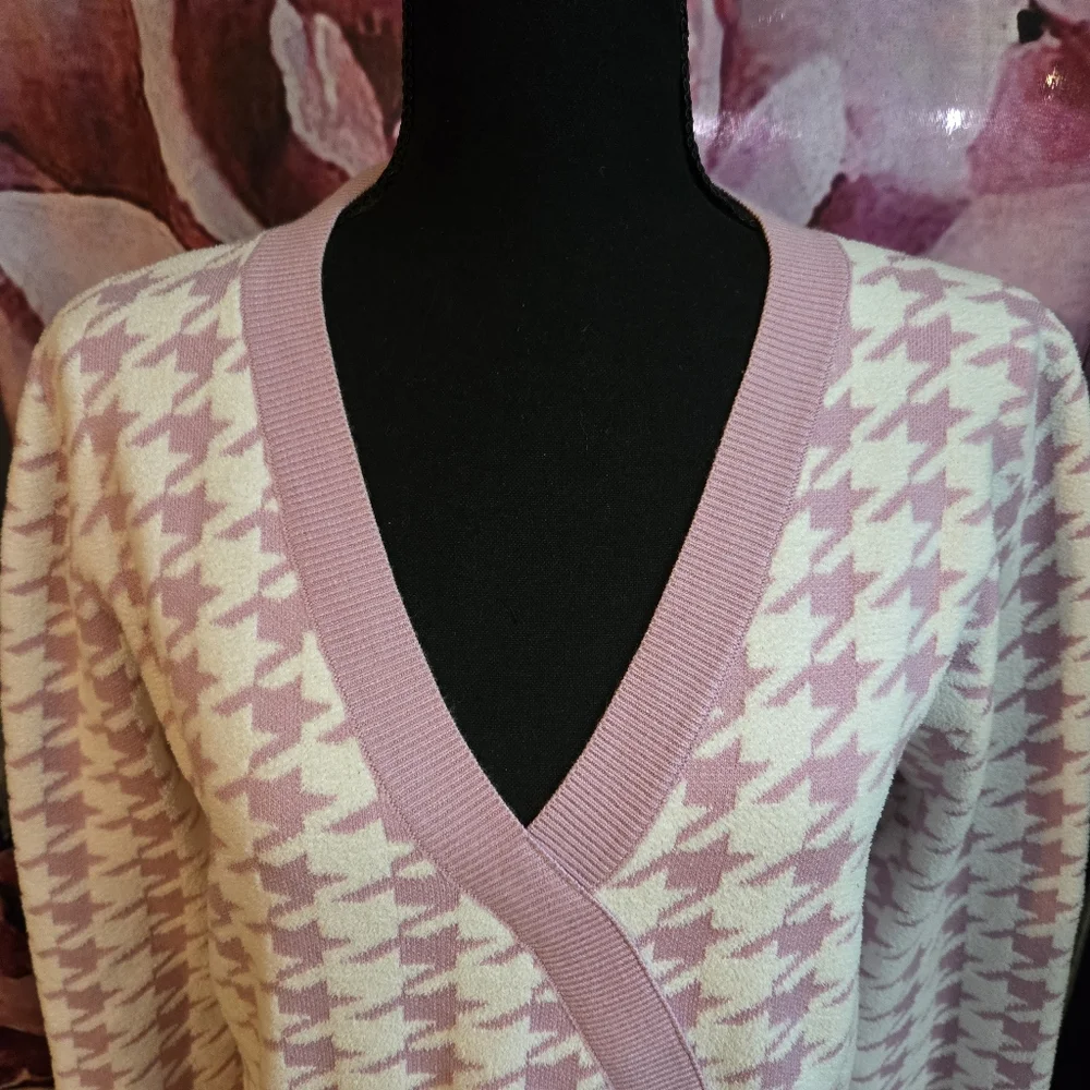 Cider Pink and White Houndstooth Dress - Picture 2 of 11
